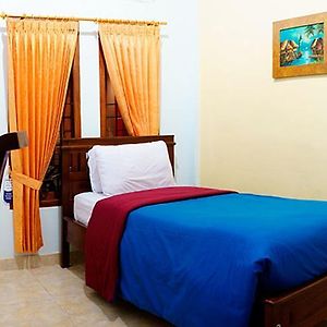 Single kamar standard